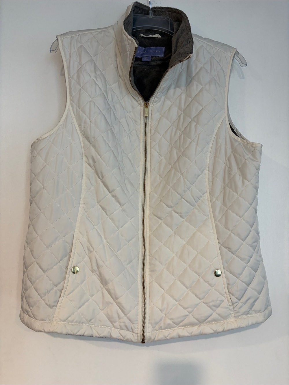 Laura Scott Cream Quilted Sleeveless Vest